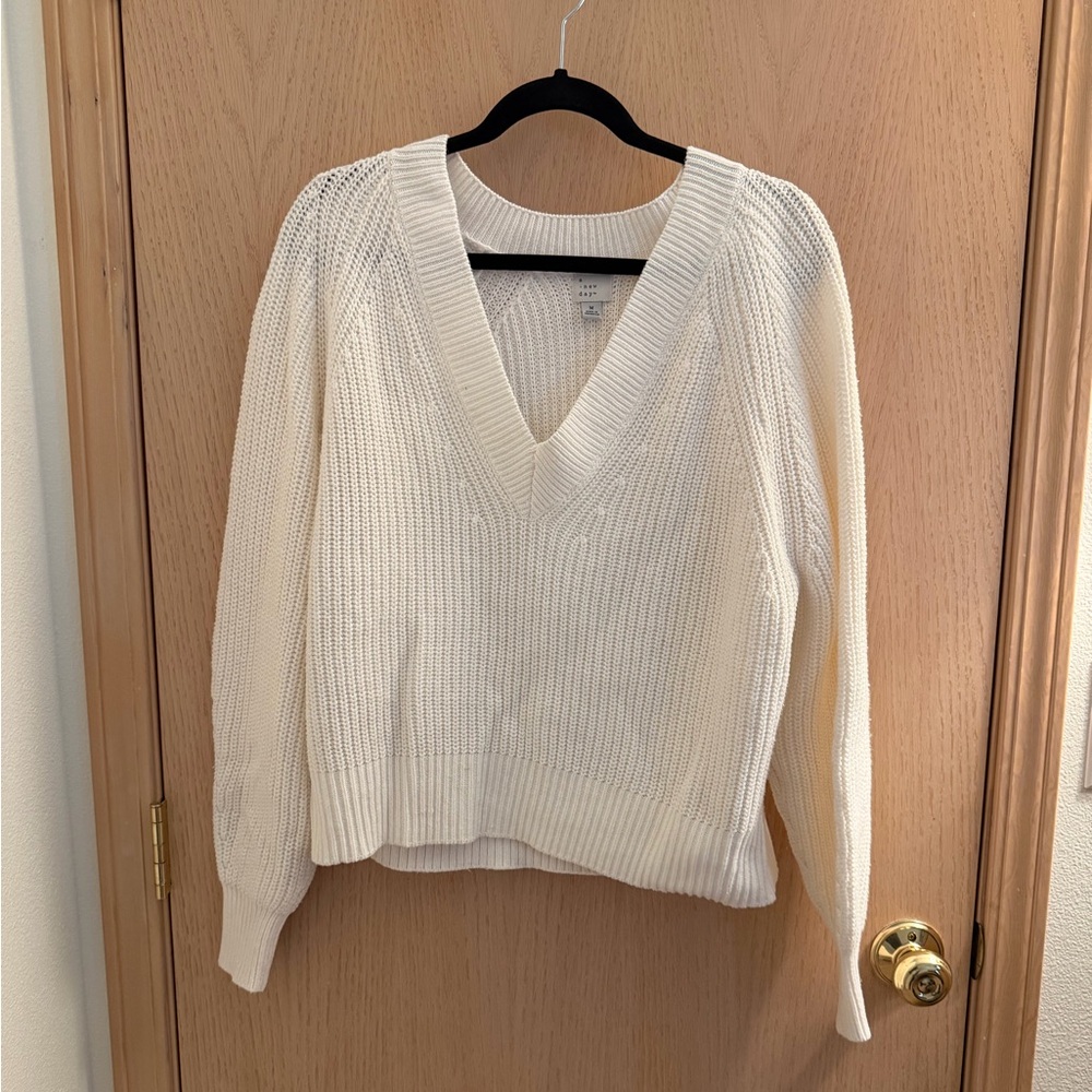 a new day Women's Cream V-Neck Sweater